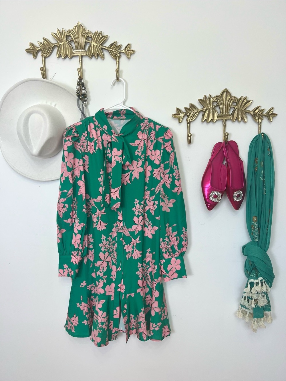 Shabby chic neck tied tier dress M ptp 20” l 37”